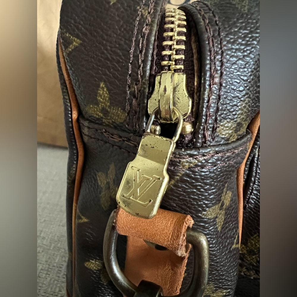 Vintage Boho Louis Vuitton Crossbody Bag - Picture 8 of 14